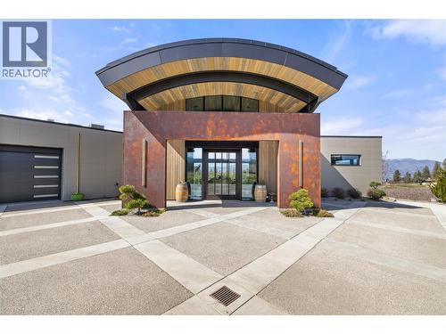 4,364 square foot, 4 bedroom, 5 bathroom, Luxury home! - 4275 Todd Road, Kelowna, BC - Outdoor