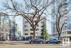 #702 10021 116 ST NW  Edmonton, AB T5K 1V5