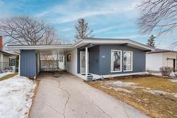 828 Airlies Street  Winnipeg, MB R2V 2Z6