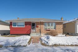 557 Washington Avenue  Winnipeg, MB R2K 1M1