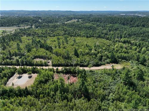 7 Crest Ave, Heathland, NB 