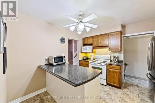 5200 Suncrest Road, Burlington, ON - Indoor Photo Showing Kitchen