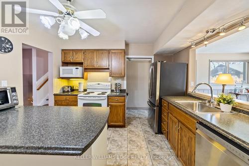 5200 Suncrest Road, Burlington, ON - Indoor Photo Showing Kitchen