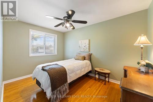 5200 Suncrest Road, Burlington, ON - Indoor Photo Showing Bedroom