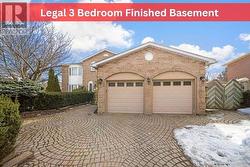 14 REMBRANDT CRESCENT  Brampton, ON L6Y 3M8