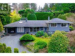 810 BURLEY DRIVE  West Vancouver, BC V7T 1Z6