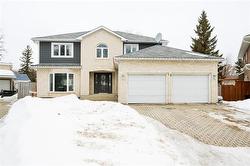 18 Chiswell COVE  Winnipeg, MB R3R 3L6