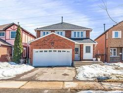 408 Laurentian Avenue  Mississauga, ON L4Z 2J3