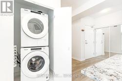 Ensuite Laundry Set of Whirlpool Washer and Dryer. - 