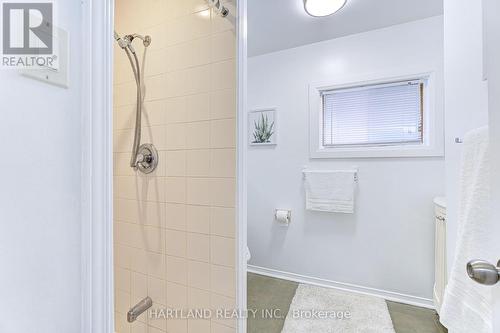 4124 Dursley Crescent, Mississauga, ON - Indoor Photo Showing Bathroom