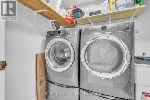 5014 Rundle Court, Mississauga, ON - Indoor Photo Showing Laundry Room