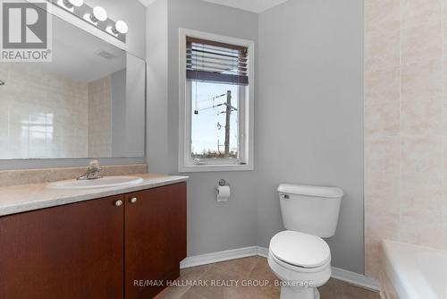 1002 Redtail Private, Ottawa, ON - Indoor Photo Showing Bathroom