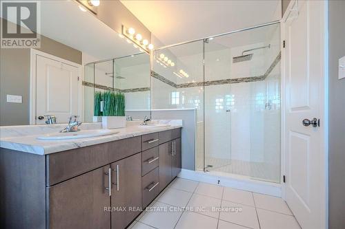 932 Eden Oak Court, Kitchener, ON - Indoor Photo Showing Bathroom