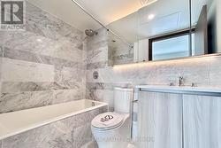 En-suite Bathroom - 