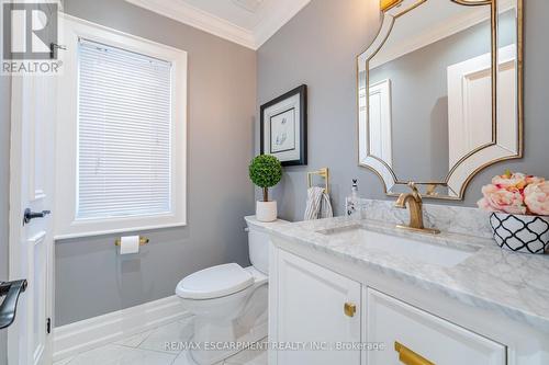 2126 Grange Drive, Mississauga, ON - Indoor Photo Showing Bathroom