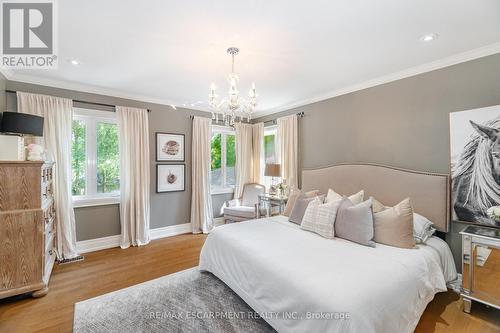 2126 Grange Drive, Mississauga, ON - Indoor Photo Showing Bedroom