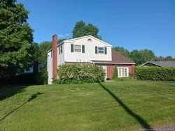 118 Creighton ST  Woodstock, NB E7M 1N1