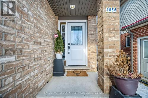 1666 Mcneil Road, London, ON - Outdoor