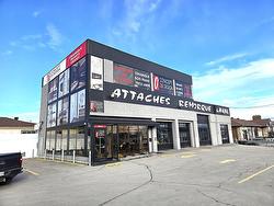 4973  - 4975 Boul. des Laurentides  Laval (Auteuil), QC H7K 2J6