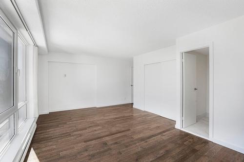 Primary bedroom - 320-150 Rue Berlioz, Montréal (Verdun/Île-Des-Soeurs), QC - Indoor Photo Showing Other Room