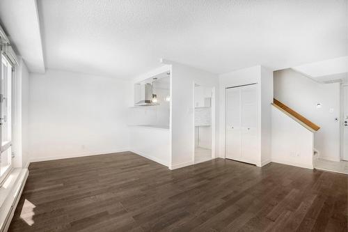 Living room - 320-150 Rue Berlioz, Montréal (Verdun/Île-Des-Soeurs), QC - Indoor Photo Showing Other Room