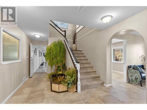 7115 Tronson Road, Vernon, BC - Indoor Photo Showing Other Room