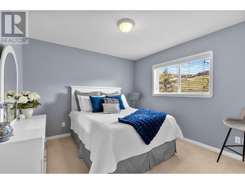 7115 Tronson Road, Vernon, BC - Indoor Photo Showing Bedroom