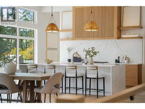 271 Chicopee Road Unit# 2, Vernon, BC - Indoor Photo Showing Dining Room