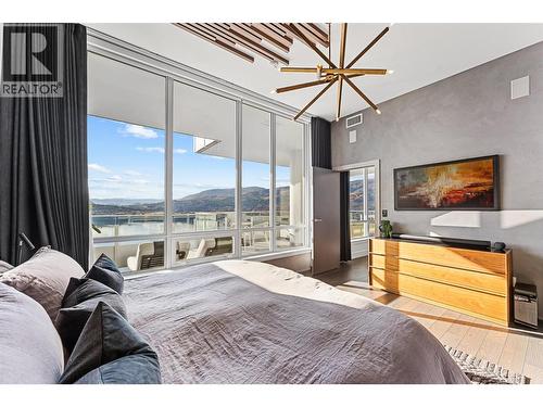 1191 Sunset Drive Unit# 3302, Kelowna, BC - Indoor Photo Showing Bedroom