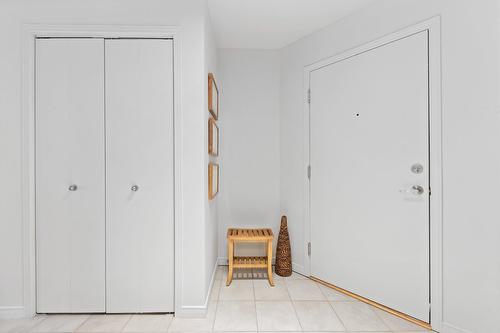 Hall - 103A-150 Rue De La Maçonnerie, Châteauguay, QC - Indoor Photo Showing Other Room