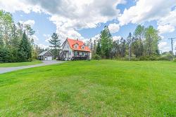 2003  - 2005 Ch. du Tour-du-Lac  Nominingue, QC J0W 1R0