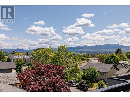 2825 Richter Street Unit# 2, Kelowna, BC - Outdoor With View