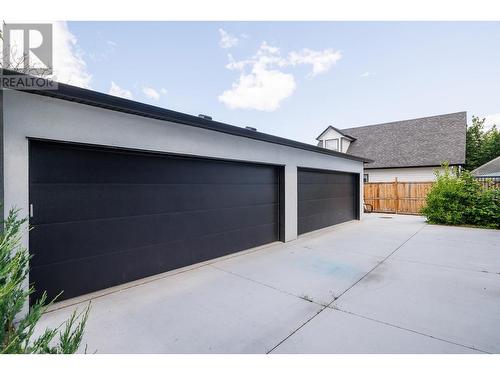 2825 Richter Street Unit# 2, Kelowna, BC - Outdoor With Exterior