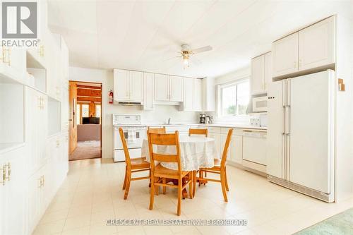 91 Jack'S Lake Road, Parry Sound Remote Area, ON - Indoor