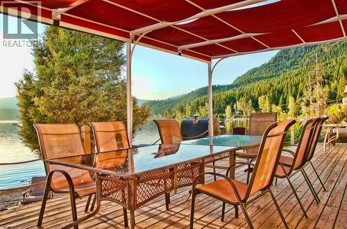 2009 Eagle Bay Road, Blind Bay, BC 