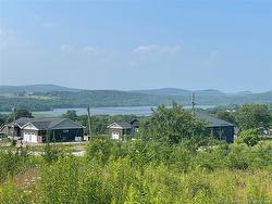 22 Rhonda ST  Nauwigewauk, NB E5N 6Z4