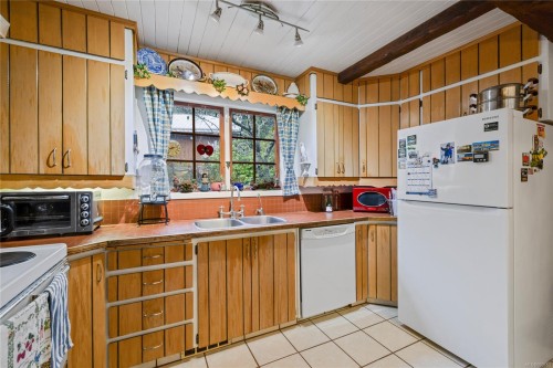 218 Sunningdale Rd East, Qualicum Beach, BC 