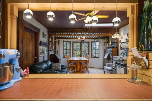 218 Sunningdale Rd East, Qualicum Beach, BC 