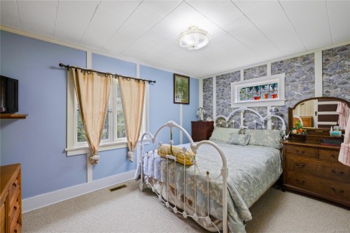 218 Sunningdale Rd East, Qualicum Beach, BC 