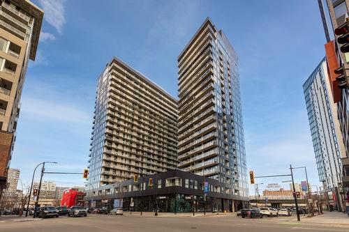 Exterior - 1010-101 Rue Peel, Montréal (Le Sud-Ouest), QC - Outdoor With Balcony With Facade