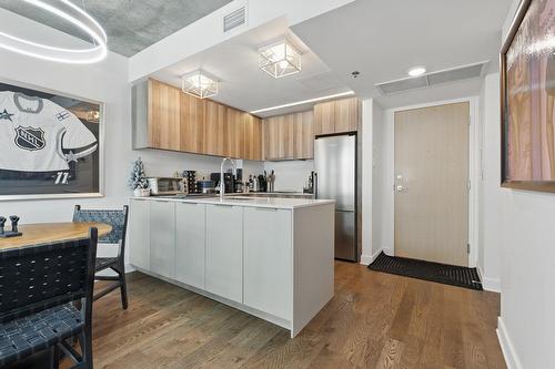 Kitchen - 1010-101 Rue Peel, Montréal (Le Sud-Ouest), QC - Indoor Photo Showing Kitchen
