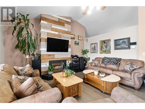 4711 16 Street Ne, Salmon Arm, BC - Indoor Photo Showing Living Room With Fireplace