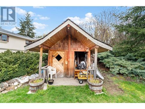 4711 16 Street Ne, Salmon Arm, BC - Outdoor