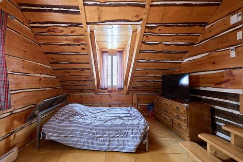 Chambre à coucher - 377 Ch. Lac-Léon, Saint-Donat, QC - Indoor Photo Showing Bedroom