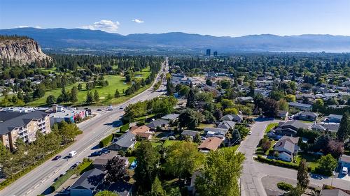 1880 Broadview Avenue, Kelowna, BC - Outdoor With View