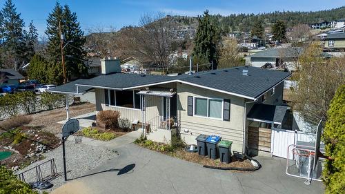 1880 Broadview Avenue, Kelowna, BC - Outdoor