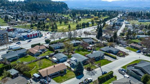 1880 Broadview Avenue, Kelowna, BC - Outdoor With View