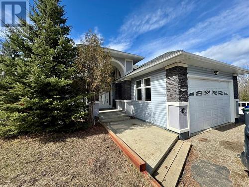148 KINUSEO Avenue  Tumbler Ridge, BC V0C 2W0