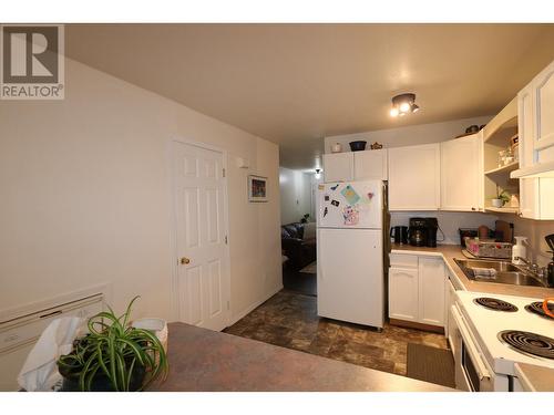 1245 Abbott Drive, Quesnel, BC - Indoor Photo Showing Kitchen