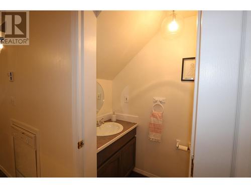 1245 Abbott Drive, Quesnel, BC - Indoor Photo Showing Bathroom